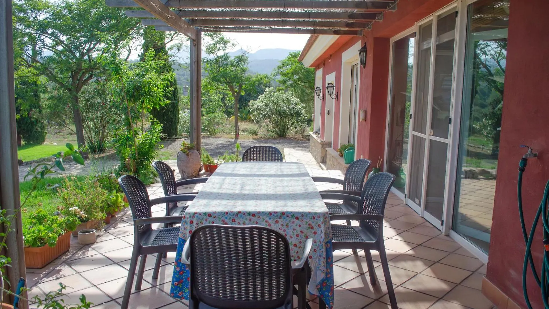 L'Albaida, Tranquility, Views Of Sea And Mountains Appartement Vilanova de Escornalbou 0*,  Spanje